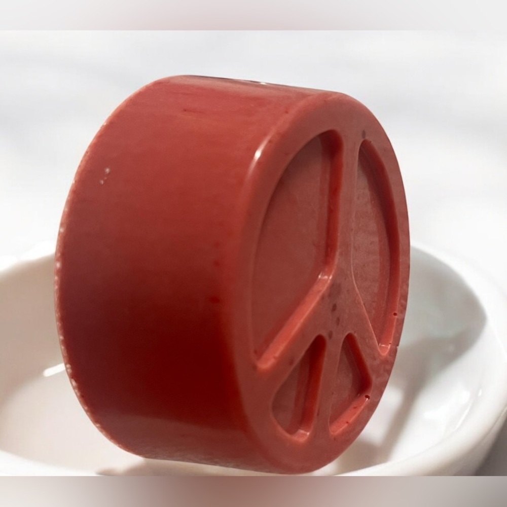 Vanilla sandalwood Soap handmade 3x3in 6oz red peace sign shea butter based - Picture 2 of 3